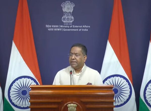 World News | India Evacuated 3,426 Indian Nationals from Iran, 818 from Israel in Operation Sindhu: MEA