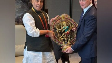 World News | Rajnath Singh Discusses Supply of S-400 Systems, Su-30 MKI Upgrades with Russian Counterpart Belousov