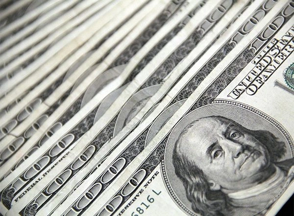 Business News | Dollar Weakness Not Driven by Changing Interest Rates, but Because Capital is Moving Away from US Assets: Report