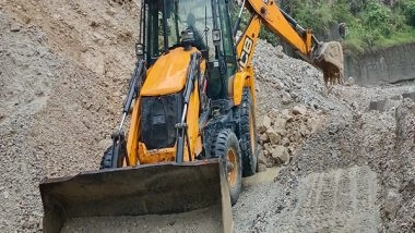 India News | Uttarakhand: Passenger Movement Halted After Badrinath-Rishikesh Highway Blocked Due to Heavy Rains