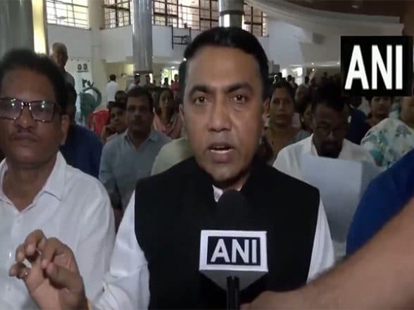 India News | Goa CM Pramod Sawant Announces Launch of Majhi Bus New Public Transport System