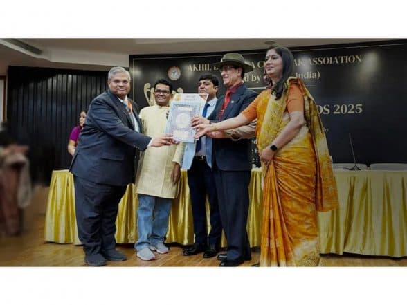Business News | Dr. Vikas Singhal Honored with Bharat Shri Award 2025 for Advancing Evidence-Based Homeopathic Practice