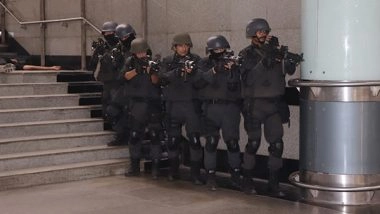 India News | Mega Mock Drill Conducted at Rajiv Chowk Metro Station to Test Emergency Response