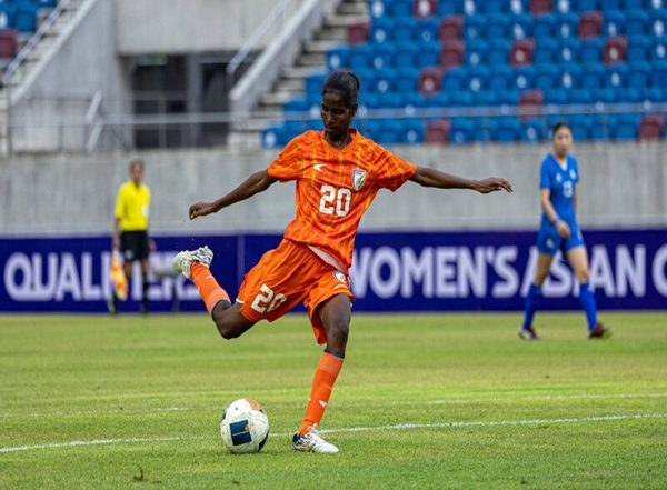 Sports News | Raw Talent of Priyadharshini Selladurai: From Paddy Fields of Thiruvarur to Thailand