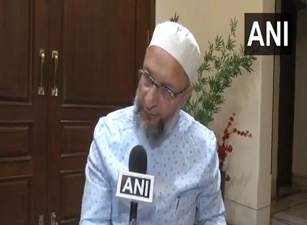 India News | Owaisi Writes to EC over Special Intensive Revision of Electoral Rolls in Bihar, Says It Will Have 'deleterious Effect' on Electors