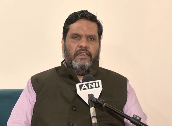 India News | We Demand Immediate Resignation of CM Mamata Banerjee: BJP on Kolkata Student Gangrape Case