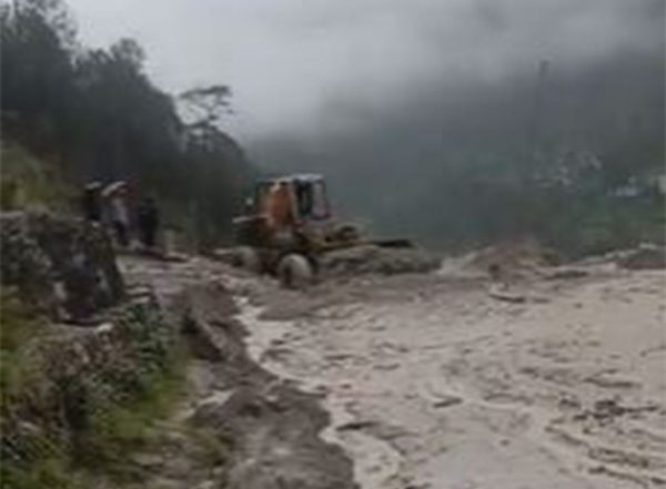 India News | Uttarakhand: Yamunotri National Highway Blocked Between Silai Band and Ojri