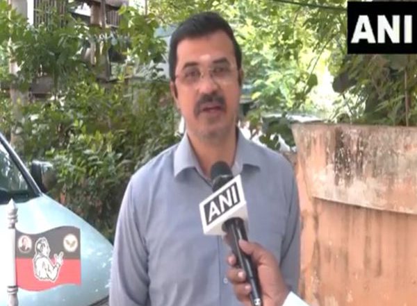 India News | 25th Custodial Murder in Tamil Nadu Since DMK Came to Power: AIADMK's Kovai Sathyan on Temple Guard's Death