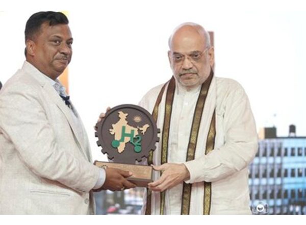 Business News | Hon'ble Home Minister Shri Amit Shah Visits Greenzo Energy, Applauds Pioneering Work in Green Hydrogen