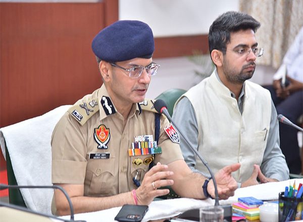 India News | Major International Drug Cartel Busted, 60.302 Kg Heroin Recovered Near International Border in Barmer
