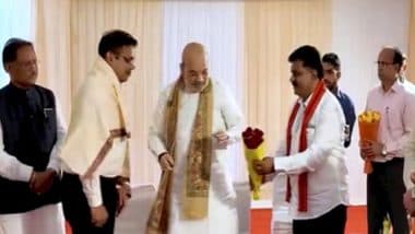 Amit Shah Congratulates Officers on Anti-Naxal Operations in Chhattisgarh; Says Will Visit State To Meet Jawans (Watch Video)