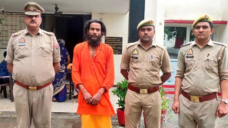 Shahjahanpur Bomb Threat: Baba Dharmveer Threatens To Blow Up Shahjahanpur Railway Station With Bomb, Arrested From Temple (See Pic)