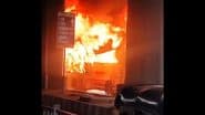 Mumbai Bus Fire: Private Bus Catches Blaze Under Devipada Metro Station in Borivali, Videos Show Vehicle Engulfed in Flames and Smoke Covering Station