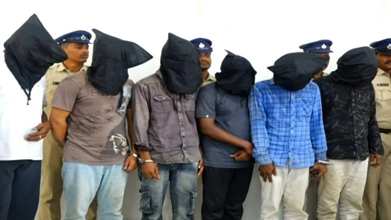 Telangana Horror: Newly-Wed Wife, Lover Hire Contract Killers for Killing Husband in Gadwal; 8 Arrested in Plot Mirroring Meghalaya Honeymoon Murder Involving Sonam Raghuvanshi