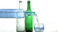 Are Glass Bottles Safe? New Study Reveals Glass Bottles Contain More Microplastics Than Plastic Bottles; Know Microplastic Count of Beer, Soft Drinks and Water