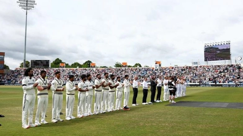 India and England Players Wear Black Armbands and Observe Silence in Honour of Late David Lawrence Ahead of IND vs ENG 1st Test 2025 Day 3 Start (See Pic)