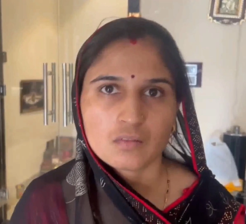 Kiran Raghuvanshi, sister-in-law of Raja Raghuvanshi claimed Sonam had two phones, she used to tell us that one of those was for her office purposes and the other for her personal usage.