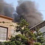 Noida Fire: Massive Blaze Erupts at Company in Uttar Pradesh, Video Shows Black Smoke Covering Skies (Watch)