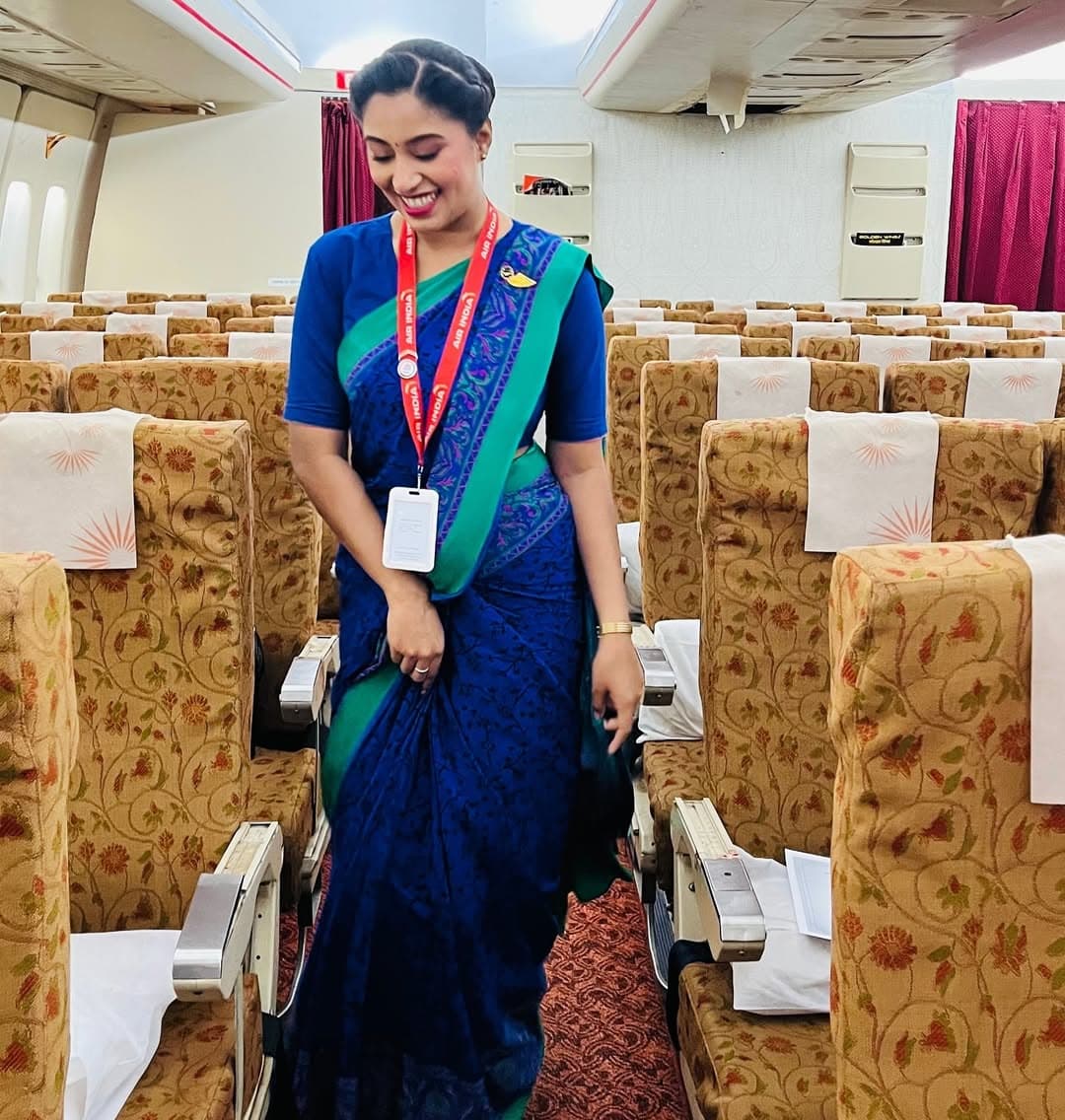 Roshni was on duty as a crew member aboard the London-bound Boeing 787, which tragically crashed into the BJ Medical College boys’ hostel shortly after takeoff from Ahmedabad airport. Roshni was on duty as a crew member aboard the London-bound Boeing 787, which tragically crashed into the BJ Medical College boys’ hostel shortly after takeoff from Ahmedabad airport.