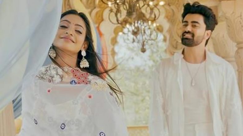 ‘Saadgi’: Kumbh Mela Viral Girl Monalisa Bhosle Opens Up About Being Offered Her Debut Song, Says She Loved the Track Instantly; Utkarsh Singh Calls It a Blessing From Mahakaal