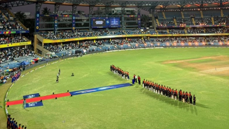 T20 Mumbai 2025 Final: Teams Observe Minute’s Silence, Wear Black Armbands for Ahmedabad Crash Victims