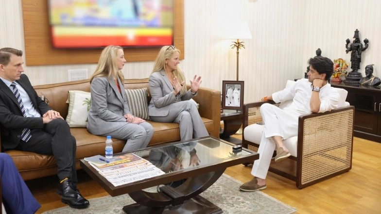 Minister Jyotiraditya Scindia Says SpaceX Chief Appreciates License Granted to Starlink in India