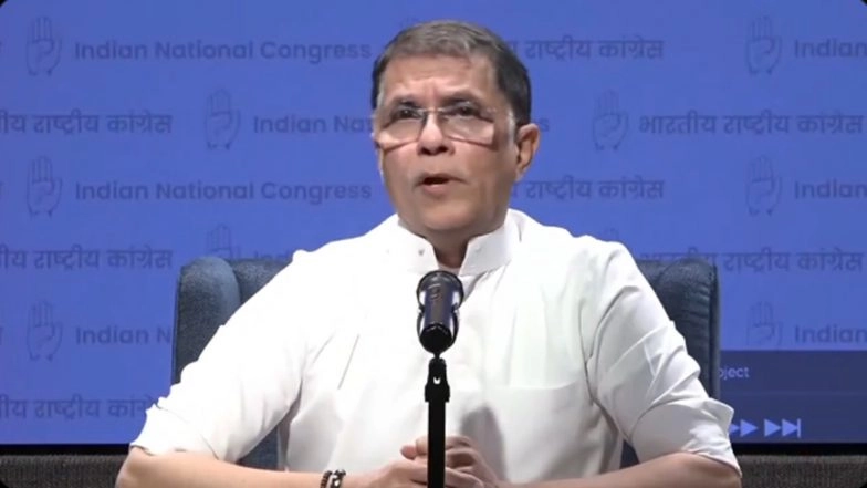 Pawan Khera 2 EPIC Numbers: Poll Body Sends Notice to Congress Leader After His Name Appears in Voter List of Two Constituencies in Delhi, Seeks Reply by September 8
