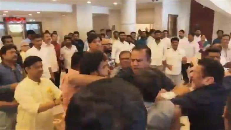 Maharashtra Assembly Scuffle Case: Mumbai Police Registers FIR, Arrests 2 in Incident of Clash Between BJP’ Gopichand Padalkar and NCP-SCP’ Jitendra Awhad