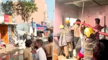 Madurai Fire: Massive Blaze Erupts at Paper Godown Near Vaigai South Bank, 2 Vehicles Destroyed As Firefighters Battle Flames for Over an Hour (Watch Video)