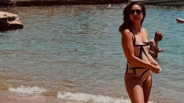 Kareena Kapoor Khan’s Monokini Look From Beach Vacation Steals Attention, Fans Say, ‘Alexa, Play Chhaliya Chhaliya’ (View Post)