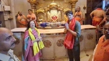 Sidharth Malhotra Visits Mumbai’s Siddhivinayak Temple With His Mother, Seeks Blessings for Newborn Daughter and Wife Kiara Advani (Watch Video)