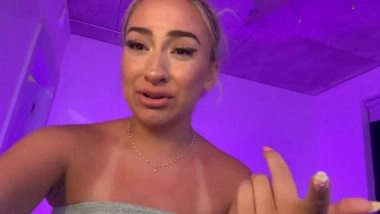 ‘Disturbing and Violating’: Texas Woman Breaks Down After Learning She Was Secretly Recorded by Man Wearing Ray-Ban Meta Smart Glasses (Watch Video)