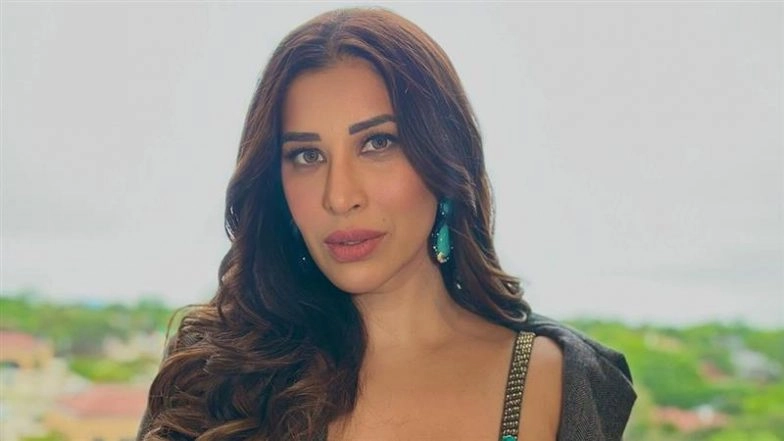 &lsquo;They Have Zero Clue or Interest in the Game&rsquo;: Sophie Choudry Slams &lsquo;Influencers&rsquo; and &lsquo;Celebs&rsquo; Who Attended Wimbledon 2025 Just for Social Media (View Post)