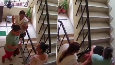 Ghaziabad Horror: Woman, Her Mother Assault Elderly Mother-in-Law in Uttar Pradesh; Case Registered After Video Goes Viral