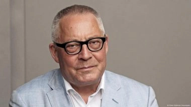 Historian Karl Schl&ouml;gel Wins German Peace Prize