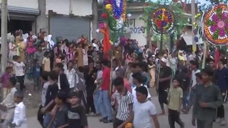 Uttar Pradesh: High Alert Across Several Districts in State As Muharram and Kanwar Yatra Coincide; Authorities Deploy Drones, CCTV and Extra Forces (Watch Videos)