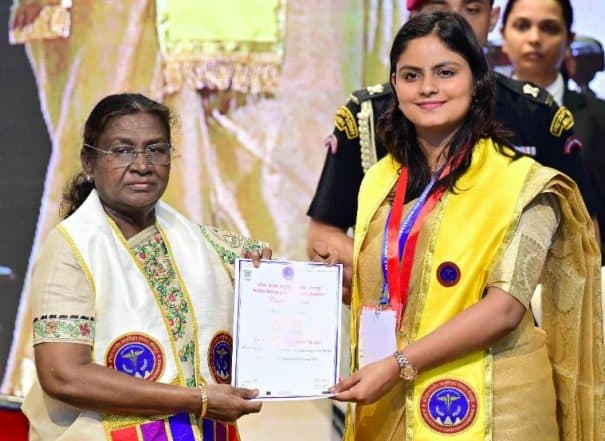 India News | President Murmu Graces First Convocation Ceremony of AIIMS Gorakhpur