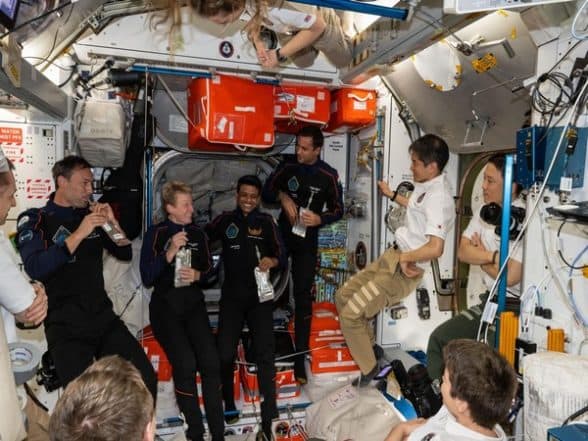 World News | Shubhanshu Shukla Conducts Muscle Stem Cell Research on ISS, Records Educational Video on Digestion in Space for Indian Students