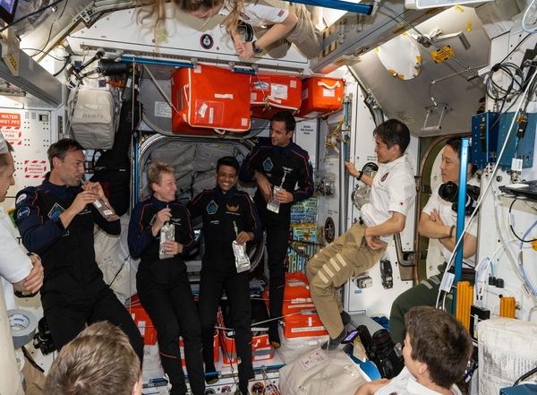 World News | Shubhanshu Shukla Conducts Muscle Stem Cell Research on ISS, Records Educational Video on Digestion in Space for Indian Students