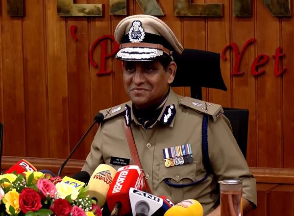 India News | Ravada A Chandrasekhar Assumes Office as Kerala DGP