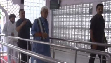 India News | J-K: LG Sinha Pays Obeisance at Daati Maa Dev Sthan in Border Village of Changiya