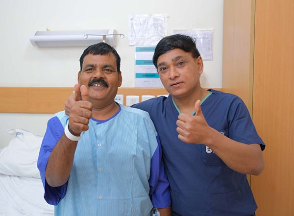 India News | World's First Robotic-assisted Cementless Medial Pivot Knee Replacement Starts in Delhi Hospital