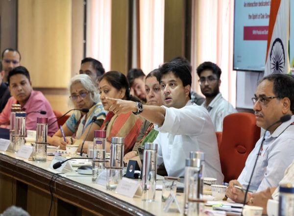 Business News | Jyotiraditya Scindia Interacts with Postal and Sorting Assistants from the Department of Posts
