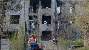 World News | Russia Claims Control over Luhansk as US Halts Weapons Promised to Ukraine
