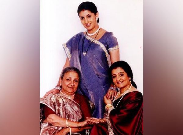 Entertainment News | Smita Irani, Ektaa Kapoor Gets Nostalgic as 'Kyunki Saas Bhi Kabhi Bahu Thi' Turns 25