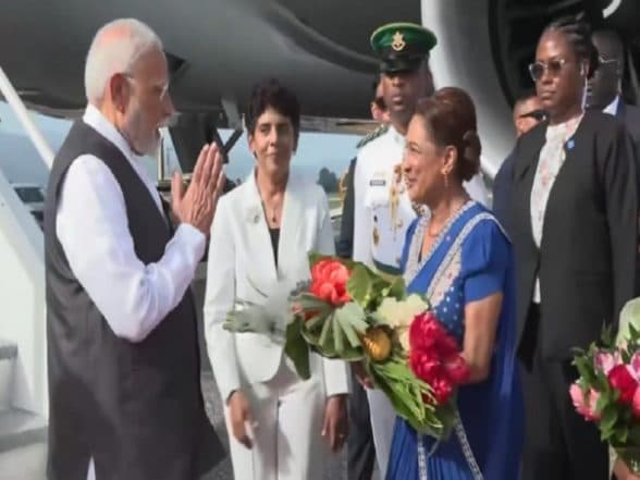 World News | PM Modi Receives Guard of Honour in Trinidad and Tobago, Welcomed by Caribbean Nation's PM, 38 Ministers and 4 MPs