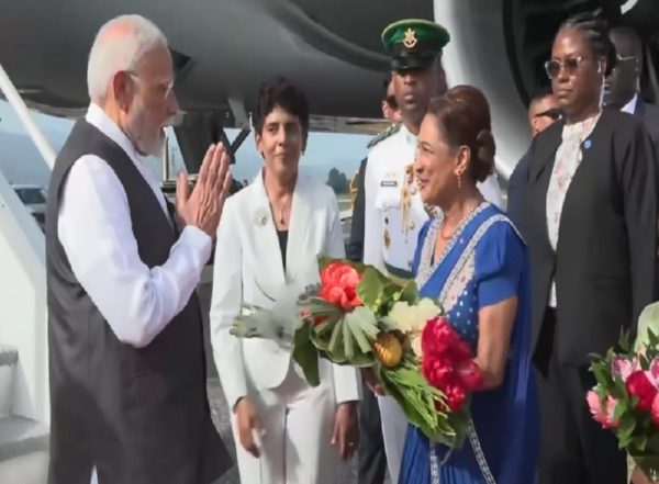World News | PM Modi Receives Guard of Honour in Trinidad and Tobago, Welcomed by Caribbean Nation's PM, 38 Ministers and 4 MPs