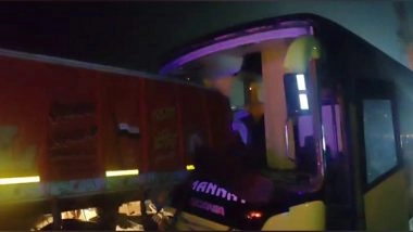 India News | UP: One Dead, Six Injured as Bus Rams into Truck on Agra-Lucknow Expressway