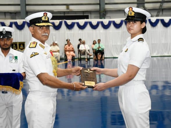 India News | Nari Shakti: Astha Poonia Becomes Indian Navy's First Woman Fighter Pilot