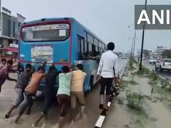 India News | Gujarat: Heavy Rainfall Brings Chaos to Banaskantha, IMD Issues Red Alert for Several District